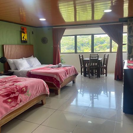 Cabinas Vista Al Golffo Monteverde ภายนอก รูปภาพ