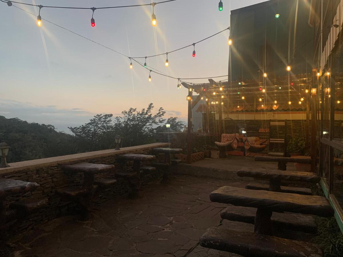 Cabinas Vista Al Golffo Monteverde ภายนอก รูปภาพ