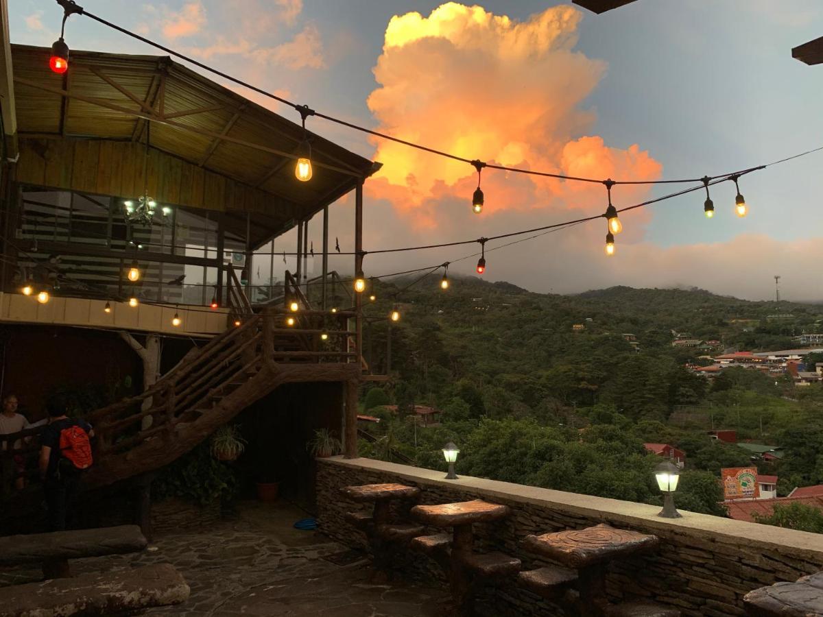 Cabinas Vista Al Golffo Monteverde ภายนอก รูปภาพ