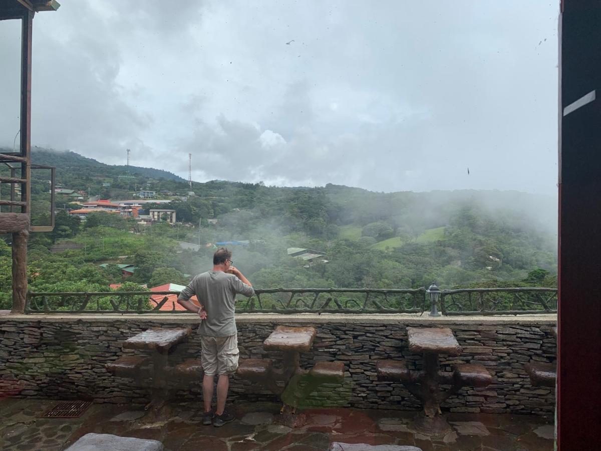 Cabinas Vista Al Golffo Monteverde ภายนอก รูปภาพ
