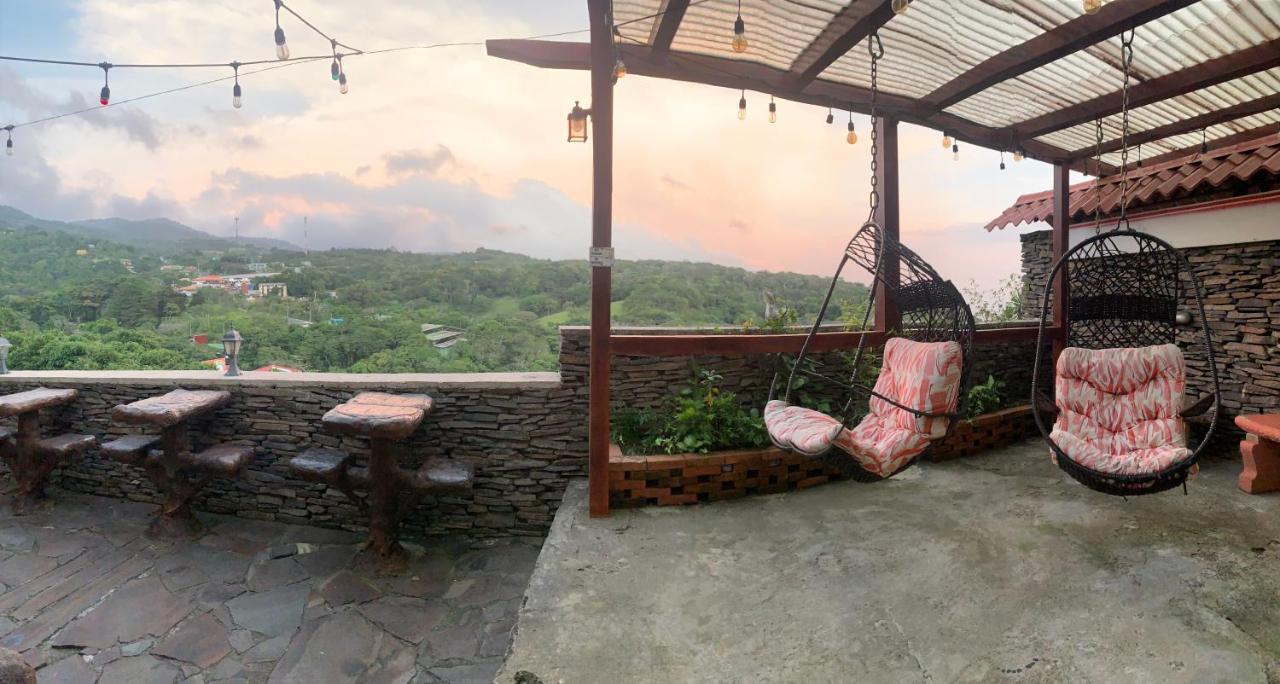 Cabinas Vista Al Golffo Monteverde ภายนอก รูปภาพ