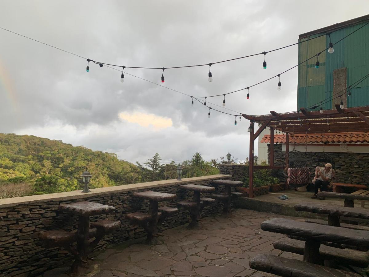 Cabinas Vista Al Golffo Monteverde ภายนอก รูปภาพ