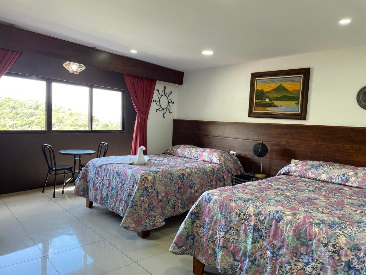 Cabinas Vista Al Golffo Monteverde ภายนอก รูปภาพ